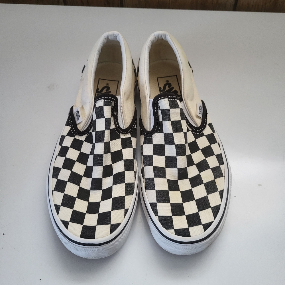 Vans Kids Slip Ons, Size 4, Black And White Checkered.